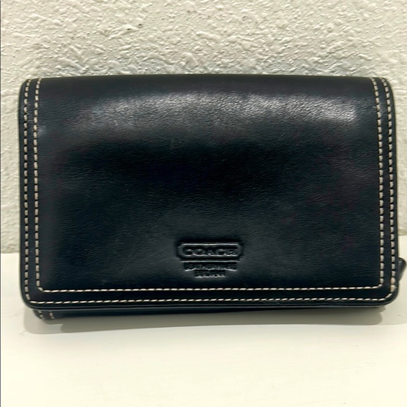 COACH Leather Contrast Stitch Snap Medium Wallet * Black - Picture 1 of 10
